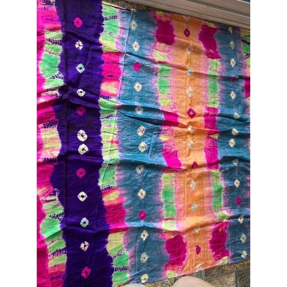 Vtg 1970's Traditional Bhandini Tie and Dye Artistic Silk Scarf Shawl Wrap 100% - Picture 7 of 10